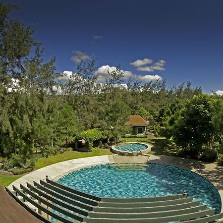 Crosswinds Resort Suites Tagaytay City Exteriér fotografie