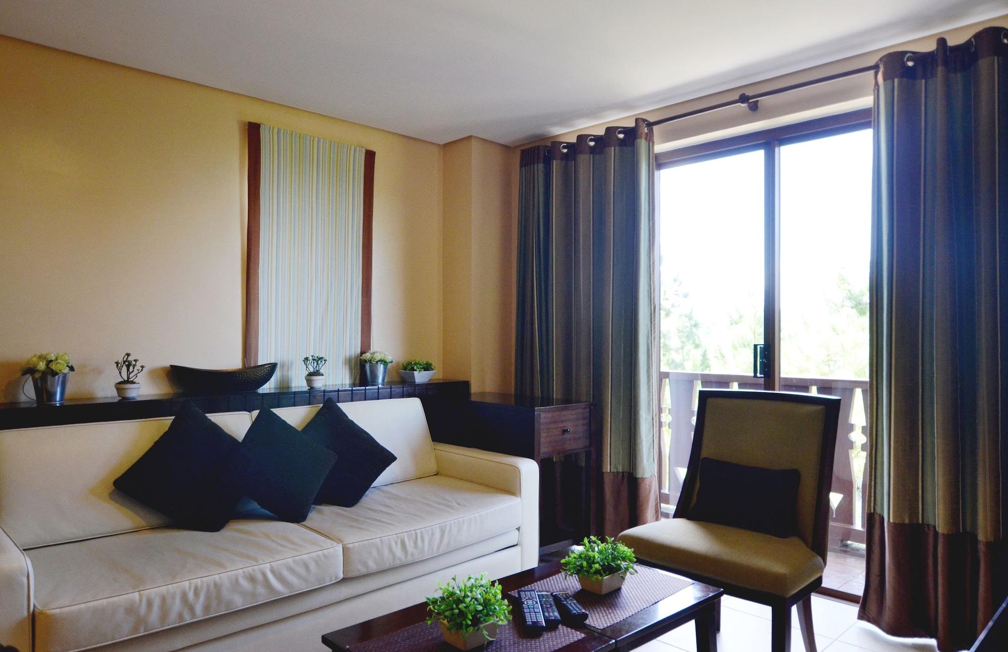Crosswinds Resort Suites Tagaytay City Exteriér fotografie