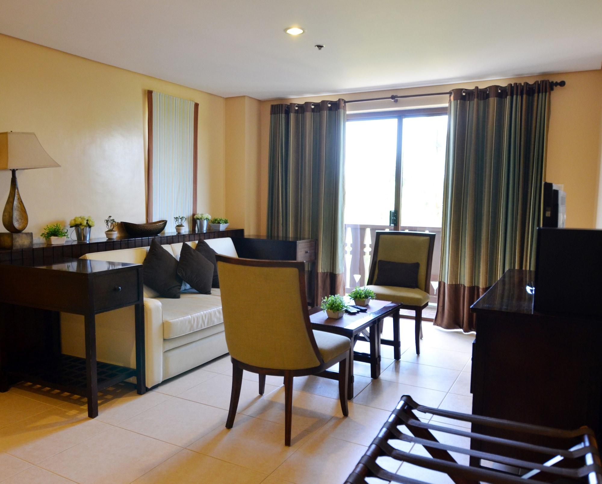 Crosswinds Resort Suites Tagaytay City Exteriér fotografie