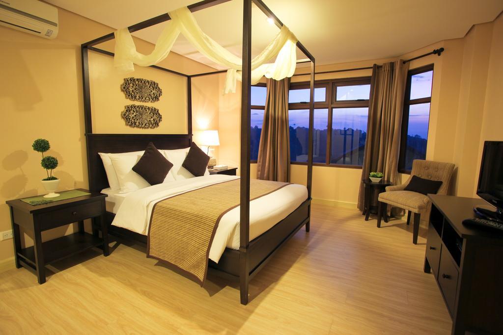 Crosswinds Resort Suites Tagaytay City Exteriér fotografie