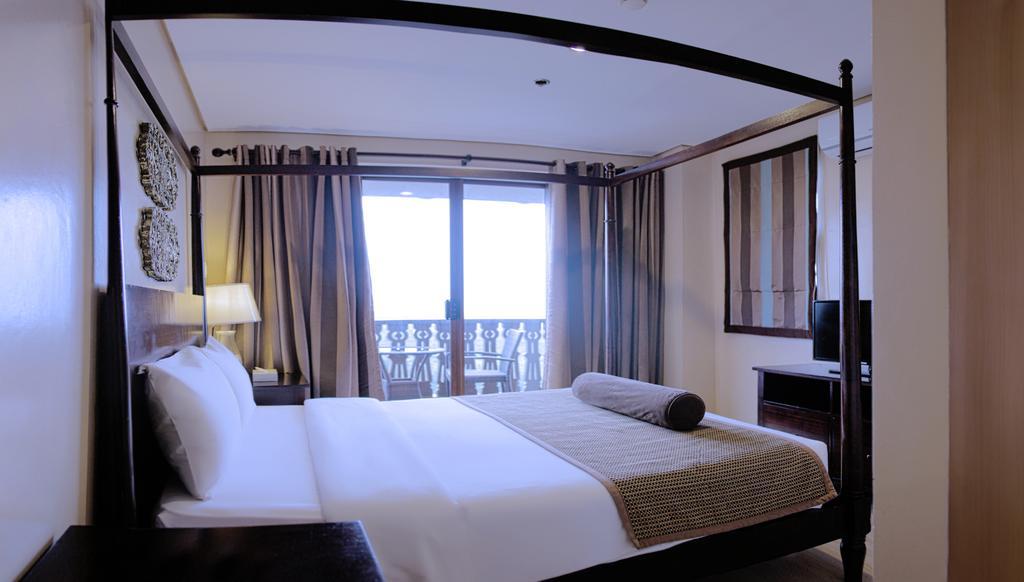 Crosswinds Resort Suites Tagaytay City Exteriér fotografie
